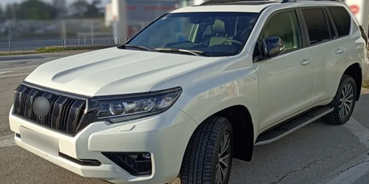 Σύλληψη αλλοδαπού στο Τελωνείο Κήπων με κλεμμένο από την Ιταλία πολυτελή αυτοκίνητο