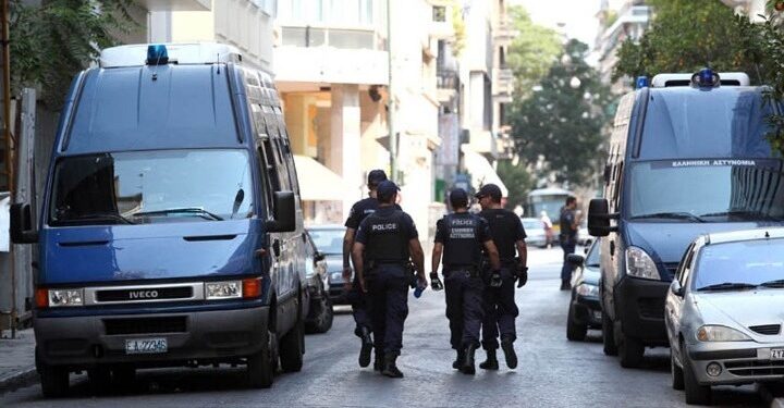 ΕΛΑΣ: Εξουδετερώθηκε έγκαιρα η βόμβα στου Ζωγράφου