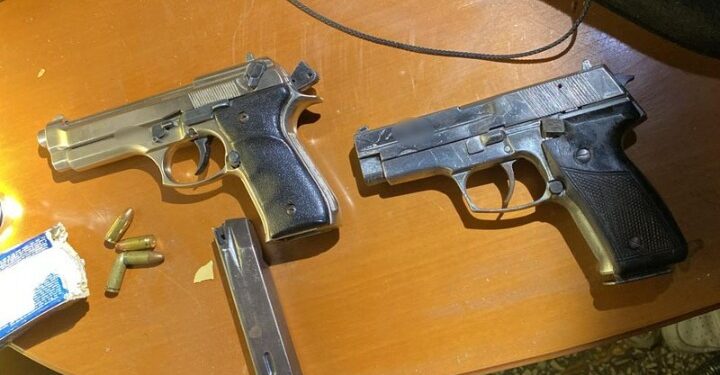 Συνελήφθησαν 2 άτομα, μέλη συμμορίας, που διέπραττε ένοπλες επιθέσεις σε περιοχές της Αττικής