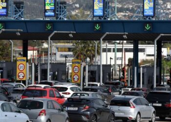 Αυξημένα μέτρα οδικής ασφάλειας από σήμερα για τον εορτασμό της 25ης Μαρτίου