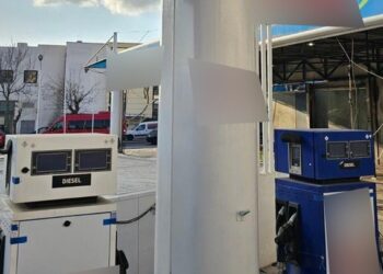 Εξαρθρώθηκε εγκληματική οργάνωση που νόθευε καύσιμα και ποτά-20 συλλήψεις