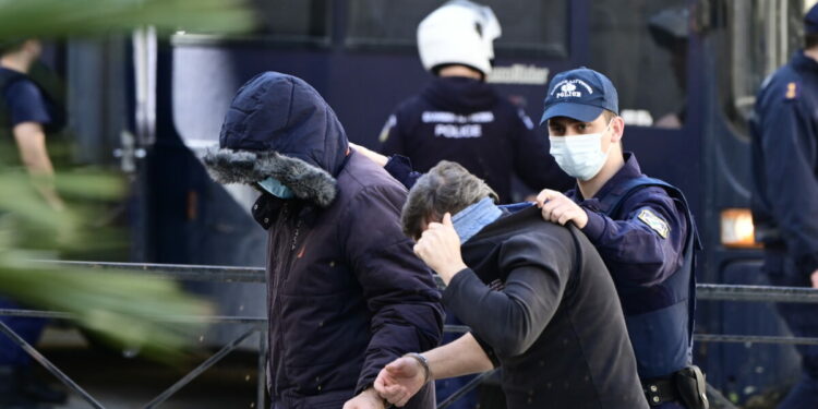 Κολωνός: Ένοχος ο Μίχος για όλες τις κατηγορίες εκτός της εμπορίας ανθρώπου – Αθώα η μάνα