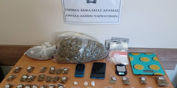Α.Μ.Θ.: Συνελήφθησαν εννέα άτομα για κατοχή ναρκωτικών