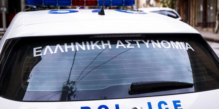 Δικογραφία σε βάρος δύο ημεδαπών για κατοχή και διάθεση ναρκωτικών
