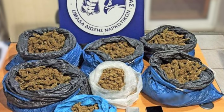 Δράμα: Συνελήφθη αλλοδαπός για διακίνηση ναρκωτικών