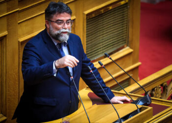 Οικονόμου: Δεν μπορεί η Ν. Μάκρη να είναι προορισμός με υπεραστικό λεωφορείο