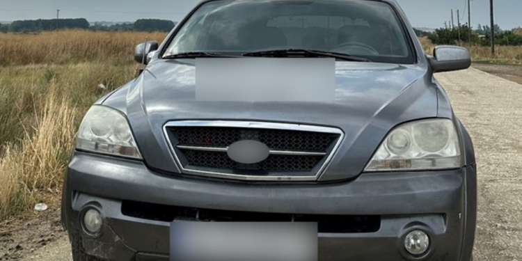 Συνελήφθησαν 3 διακινητές στον Έβρο με 9 παράνομους μετανάστες