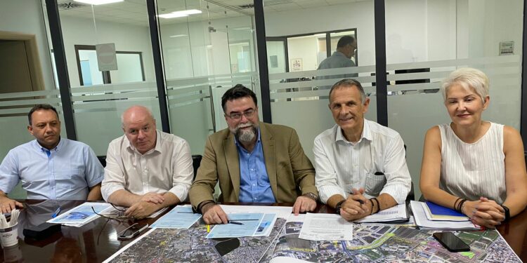 Αυτοψία του Β. Οικονόμου στο αμαξοστάσιο του ΟΑΣΘ στην Σταυρούπολη, στον Φοίνικα και στα ΚΤΕΛ Θεσσαλονίκης