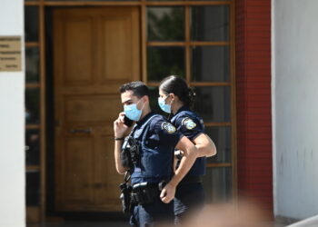 Νέα Σμύρνη: Άνδρας βρέθηκε μαχαιρωμένος στο σπίτι του