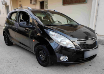 Συνελήφθη διακινητής στον Έβρο με 6 παράνομους μετανάστες