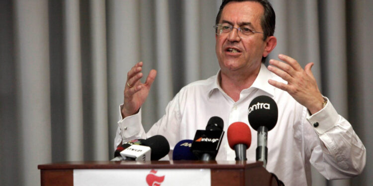 Κριτική για την ομιλία του Μιχάλη Σάλλα σχετικά με την Οικονομική Πορεία της Ελλάδας