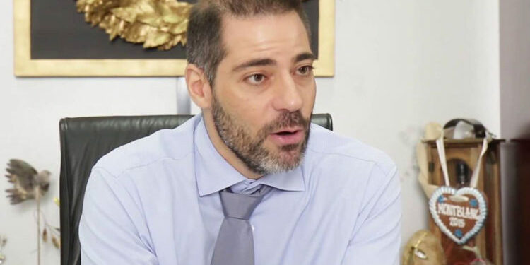 Δήμος Αλίμου: Χάνει το ένα δικαστήριο μετά το άλλο ο δήμαρχος, στη διαμάχη με τον επιχειρηματία Βλάση Σταθοκωστόπουλο