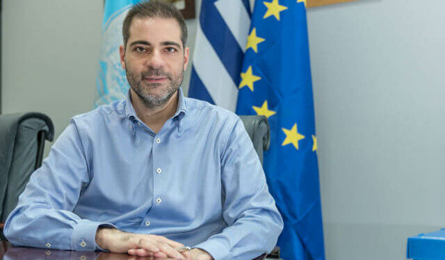 Το αρνητικό τετράπτυχο του Κανδύλη: Καταγγελίες, υπερβολική δόμηση, έλλειψη διαφάνειας και παραλιακές διαμάχες