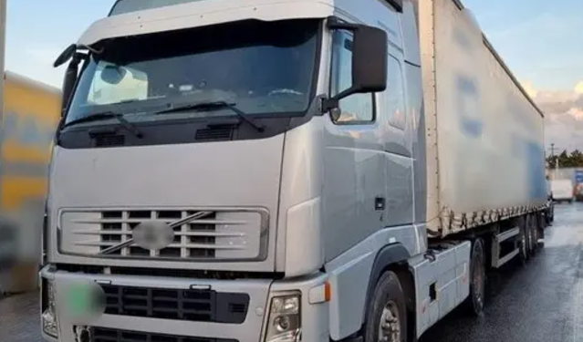 Έβρος: Συνελήφθη ημεδαπός για μεταφορά 10 παράνομων μεταναστών