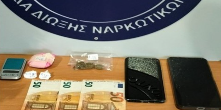 ΑΜΘ: 10 συλλήψεις για κατοχή ναρκωτικών