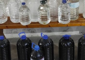 Σέρρες: Δύο συλλήψεις για παράνομη μεταφορά τσίπουρου και κρασιού