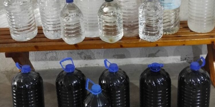 Σέρρες: Δύο συλλήψεις για παράνομη μεταφορά τσίπουρου και κρασιού