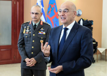 Έκτακτες κρίσεις στις Ένοπλες Δυνάμεις ζήτησε ο Νίκος Δένδιας από τον αρχηγό ΓΕΕΘΑ