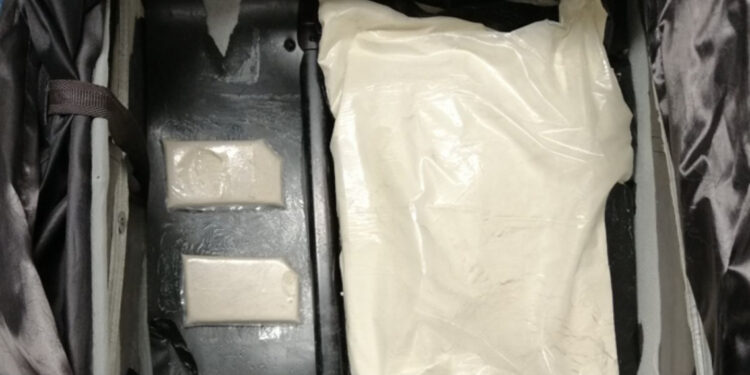 Θεσσαλονίκη: Εξαρθρώθηκε συμμορία που διακινούσε ηρωίνη υπό τις εντολές έγκλειστου – 3 συλλήψεις