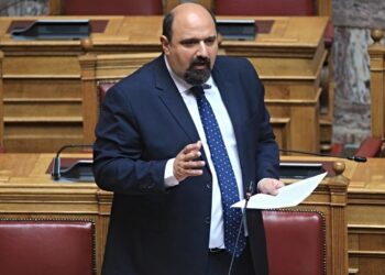 Ραγδαίες εξελίξεις: Παραίτηση Τριαντόπουλου