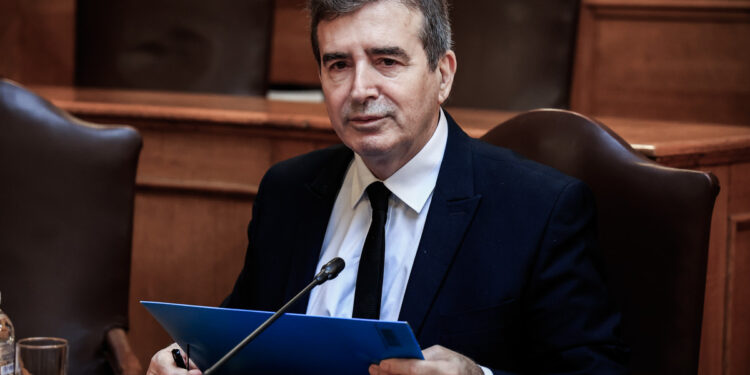 Χρυσοχοΐδης: Χρονιά ορόσημο το 2024 για την Ελληνική Αστυνομία στην αντιμετώπιση της ενδοοικογενειακής βίας