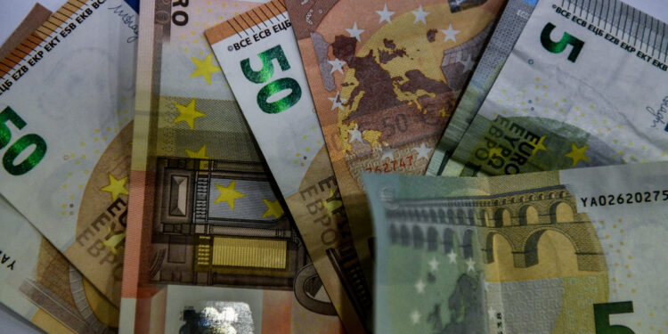 Ρόδος: Αποκαλύπτεται το κύκλωμα πολεοδομίας – Εξυπηρετήσεις με αντάλλαγμα μέχρι και 100.000 Ευρώ!