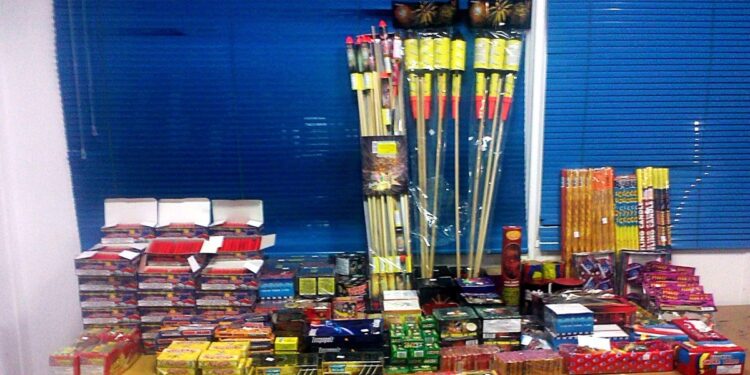 Συνελήφθησαν πέντε άτομα σε Κω και Κάλυμνο για παράνομη κατοχή εκρηκτικών κατασκευών