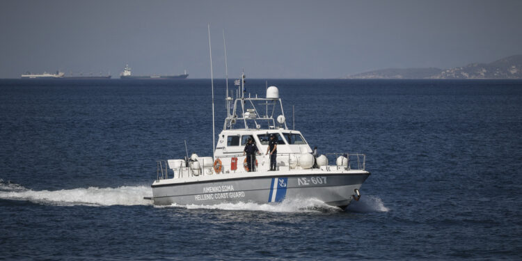 Γλυφάδα: Κατασχέθηκε κάνναβη που «έκανε βόλτα» με κότερο