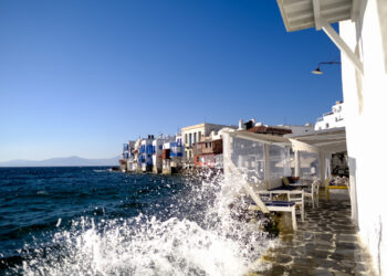 Μύκονος: Εξαρθρώθηκε συμμορία που διακινούσε μεγάλες ποσότητες ναρκωτικών ουσιών