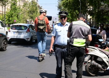 Θεσσαλονίκη: 411 παραβάσεις βεβαίωσε η Τροχαία για μη χρήση κράνους