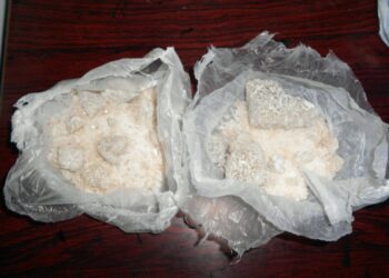 Ασπρόπυργος: Τρεις συλλήψεις για διακίνηση ναρκωτικών – Κατασχέθηκε μισό κιλό ηρωίνης