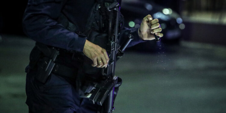 Ποινική δίωξη σε βάρος 30χρονου πρώην αστυνομικού, γνωστού TikToker που συνελήφθη χθες