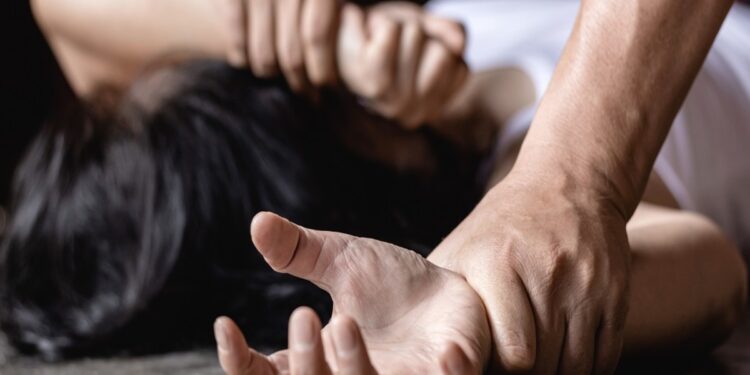 Δύο καταγγελίες βιασμού στα Δωδεκάνησα – Συλλήψεις και έρευνες σε Ρόδο και Κάλυμνο