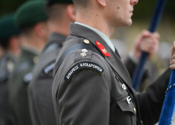 Νέα δομή στις Ένοπλες Δυνάμεις: Οι φρεγάτες, οι πύραυλοι και η «βράση» στα κατώτερα στελέχη