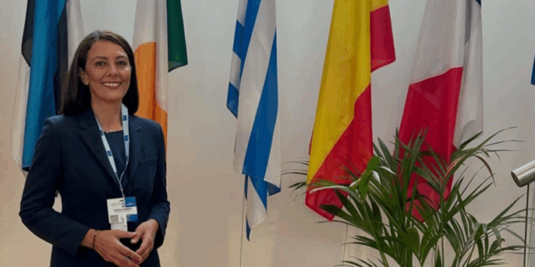 Ανδριάνα Ζαρακέλη: Η φωνή του Πειραιά ακούγεται στην Ευρώπη και στον κόσμο