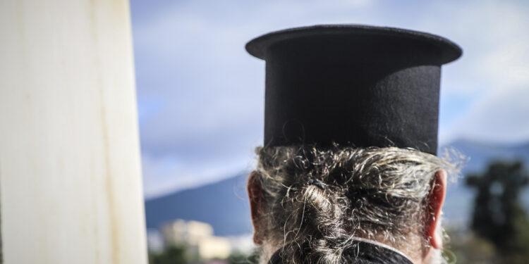 Σοκ στο Λαγκαδά Θεσσαλονίκης: Πέντε αγόρια καταγγέλλουν ιερέα για σεξουαλική παρενόχληση