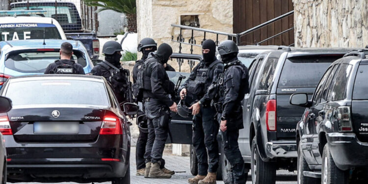 Βορίζια: Ενώπιον του εισαγγελέα σήμερα ο 23χρονος κατηγορούμενος για την έκρηξη στην οικία