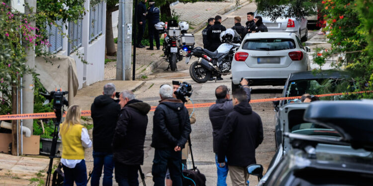 Σοβαρά ερωτήματα μετά το οικογενειακό έγκλημα στη Γλυφάδα: Πώς βγήκε από το Δρομοκαΐτειο ο 46χρονος