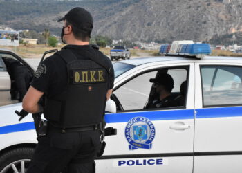 Μεγάλη επιχείρηση της ΕΛΑΣ: ΟΠΚΕ, ΔΙΑΣ, Τροχαία και ΜΑΤ σε καταυλισμούς Ρομά στη Γαστούνη