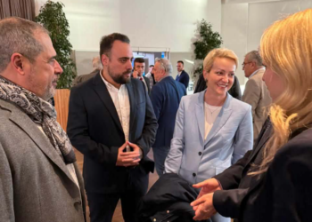 Μαγνητίζει τα βλέμματα…