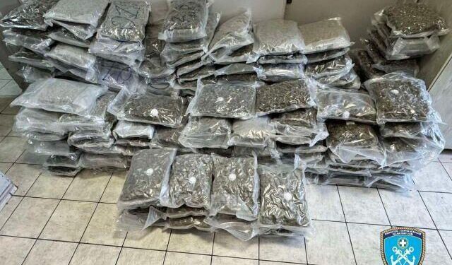 Πυροσβέστης «πιάστηκε στα πράσα» με 220 κιλά ναρκωτικά – Το «μεροκάματο» που τον έμπλεξε σε κύκλωμα αξίας 750.000 ευρώ