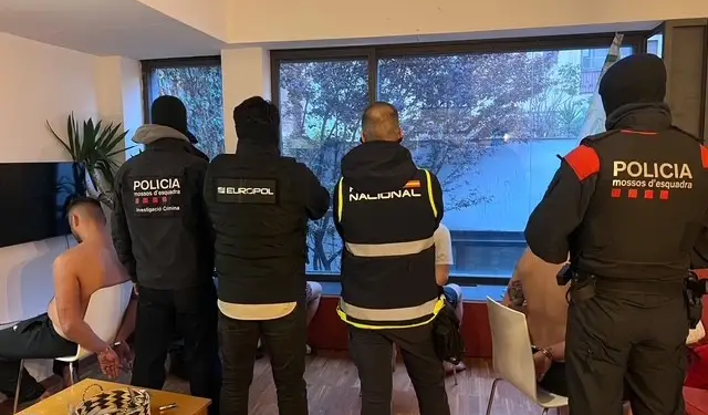 Σκληρό χτύπημα του «ελληνικού FBI» στην τουρκική μαφία: 21 συλλήψεις στην επιχείρηση «TRACIA» – Το δίκτυο που περνούσε ναρκωτικά μέσω Ελλάδας