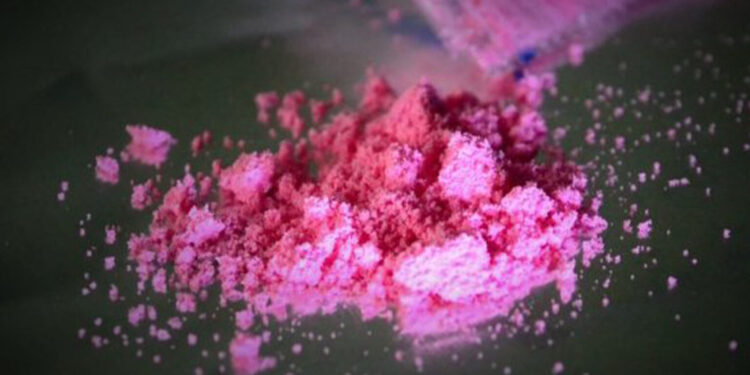 Ροζ κοκαΐνη: Το «μοντέρνο» ναρκωτικό που θερίζει ζωές – Τι ισχύει για το ναρκωτικό των πλουσίων