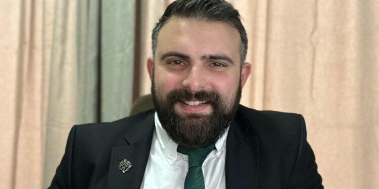 «Ο Αρχιτέκτονας της Επιβολής»: Το νέο βιβλίο του Δρ. Ανάργυρου Σίδερη με τα μυστικά καθημερινής πρακτικής κυριαρχίας