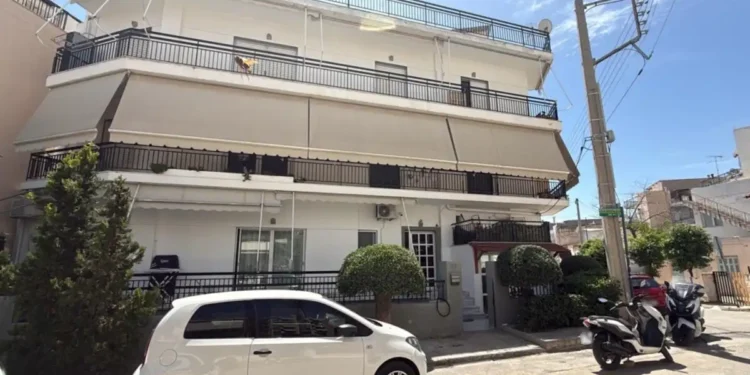 16 μήνες φυλάκιση στους γονείς για το σπίτι-σοκ στο Περιστέρι