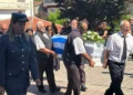 Το τελευταίο αντίο στην 45χρονη αστυνομικό στη Δράμα – Ράγισαν καρδιές τα παιδιά της