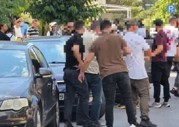 Νέες αποκαλύψεις για το κύκλωμα των Πολεοδομιών: Δημοσιογράφος μεσολαβούσε για το αρχηγικό ζευγάρι