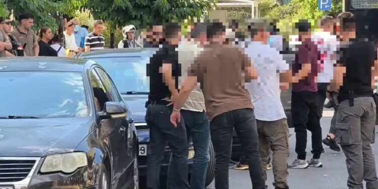 Νέες αποκαλύψεις για το κύκλωμα των Πολεοδομιών: Δημοσιογράφος μεσολαβούσε για το αρχηγικό ζευγάρι