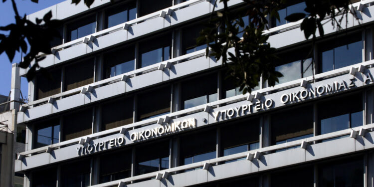 Ανάσα σε χιλιάδες οφειλέτες δίνει η νομοθετική ρύθμιση του Υπουργείου Εθνικής Οικονομίας και Οικονομικών