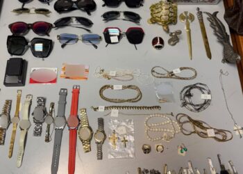Εγκληματική οργάνωση πίσω από 23 διαρρήξεις στην Αττική: Πώς δρούσε η σπείρα – Η οικιακή βοηθός, οι «τσιλιαδόροι» και οι υποομάδες
